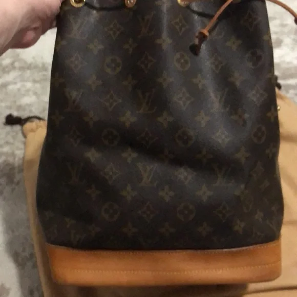 Louis Vuitton Noe GM bag Authentic - Picture 5 of 17